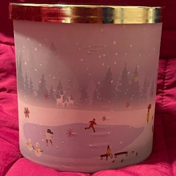NEW 3 WICK TUSCANY SNOW GAZING SOY BLEND & ESSENTIAL OILS SCENTED CANDLE - Picture 4 of 7